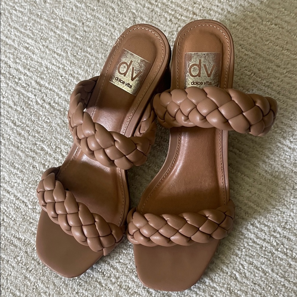 Dolce Vita Women's Tan Braided Sandals